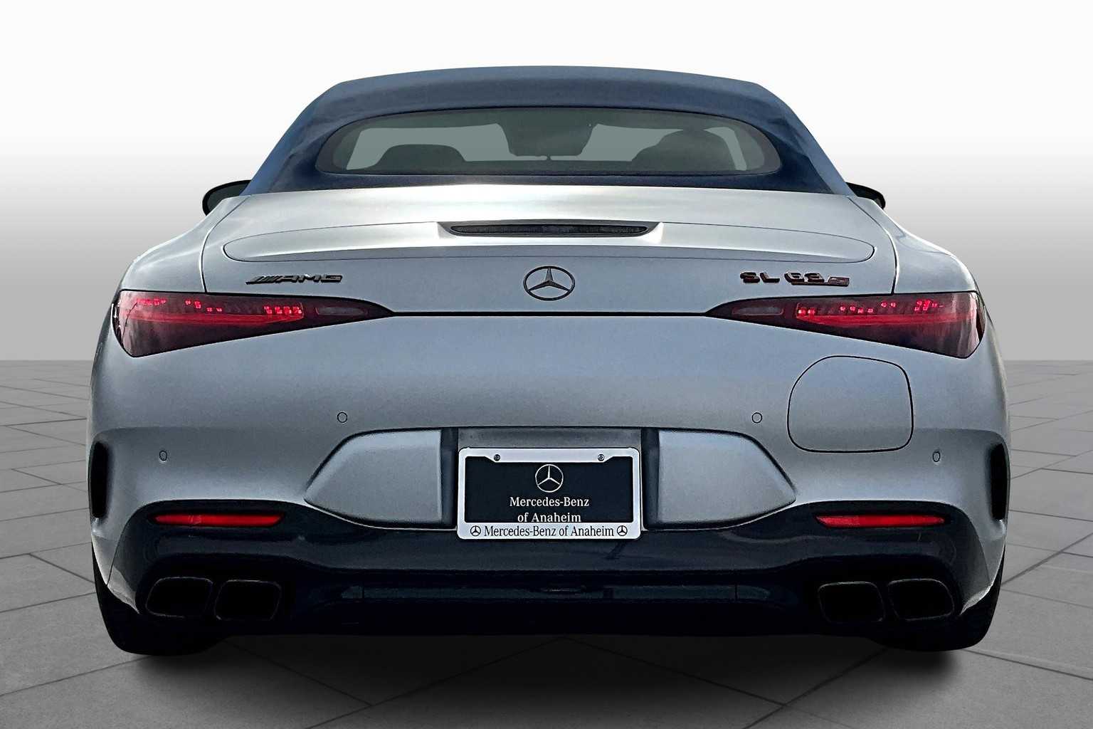 2024 Mercedes Benz SL AMG 63 photo 4