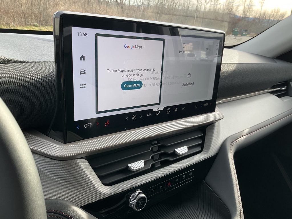 2026 Ford Explorer photo 2