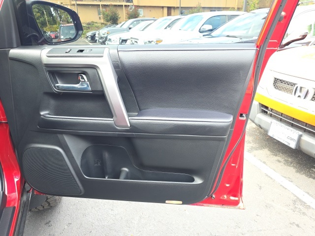 2022 Toyota 4Runner SR5 photo 22