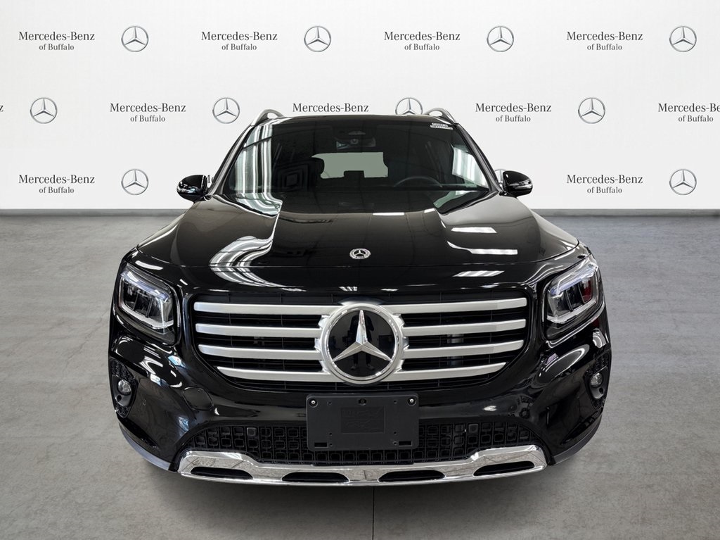 2025 Mercedes Benz GLB 250 4MATIC photo 2