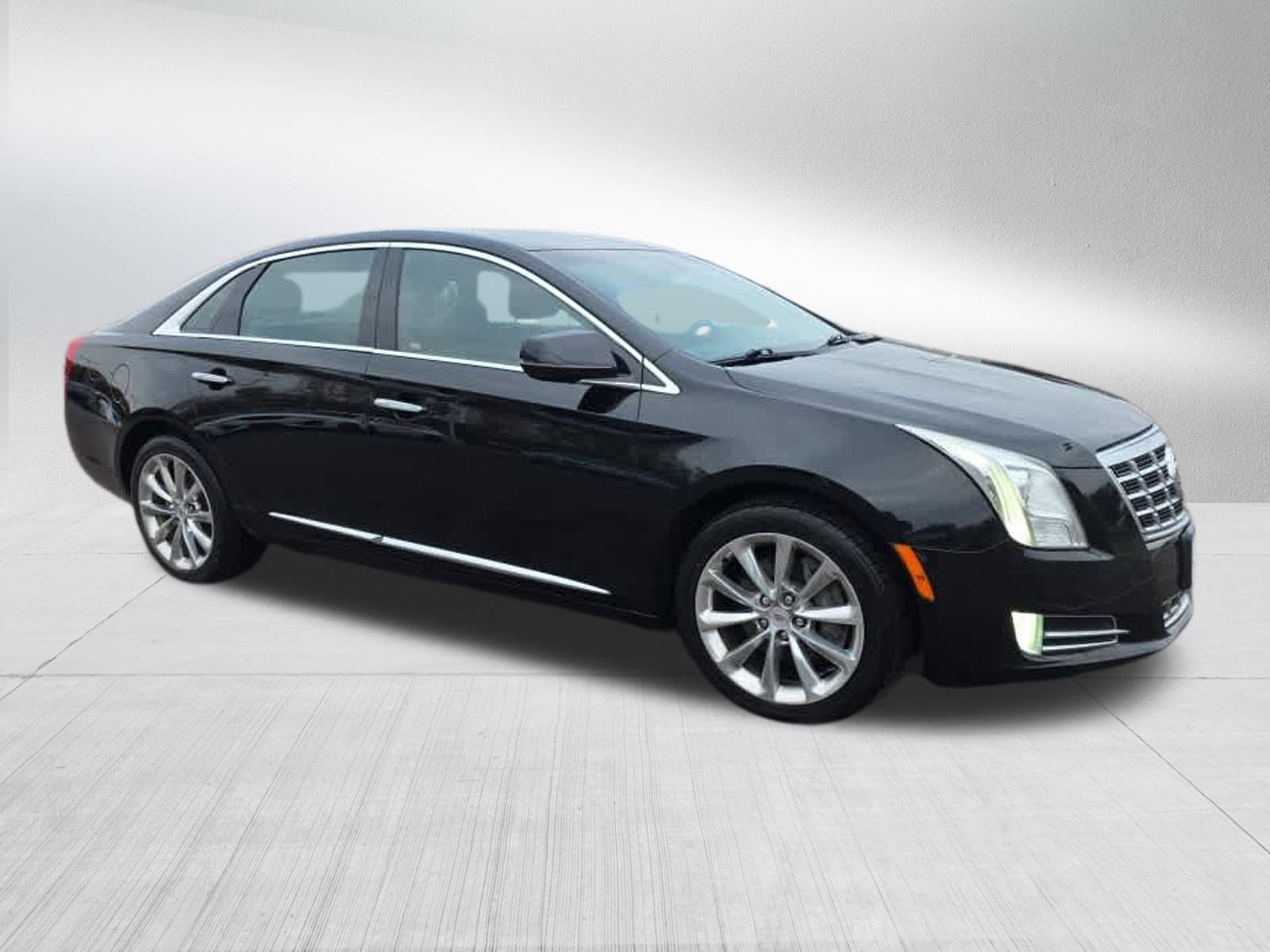 Used 2013 Cadillac XTS Luxury Collection with VIN 2G61P5S33D9100564 for sale in Vadnais Heights, MN