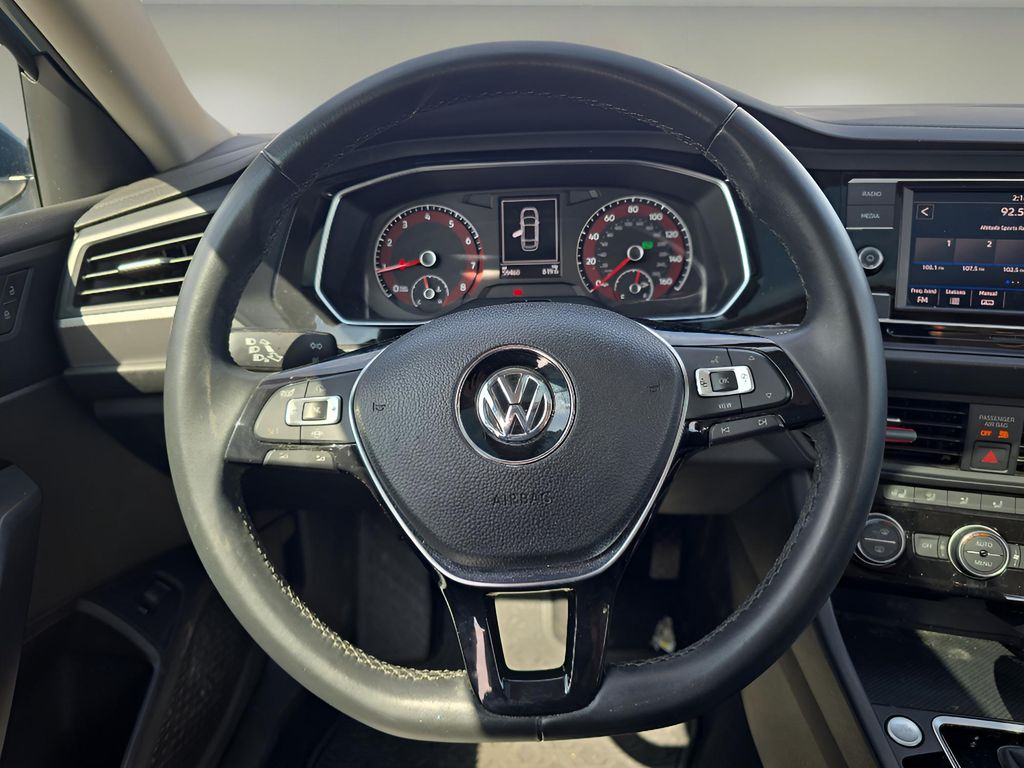 2019 Volkswagen Jetta SE photo 24