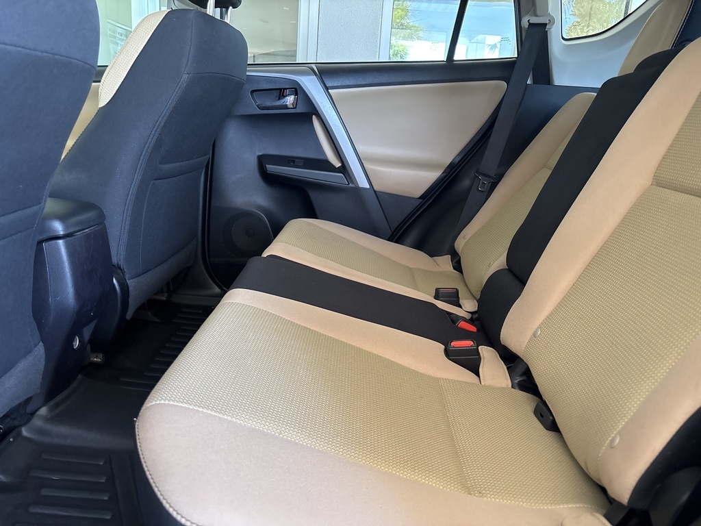 2018 Toyota RAV4 XLE photo 25