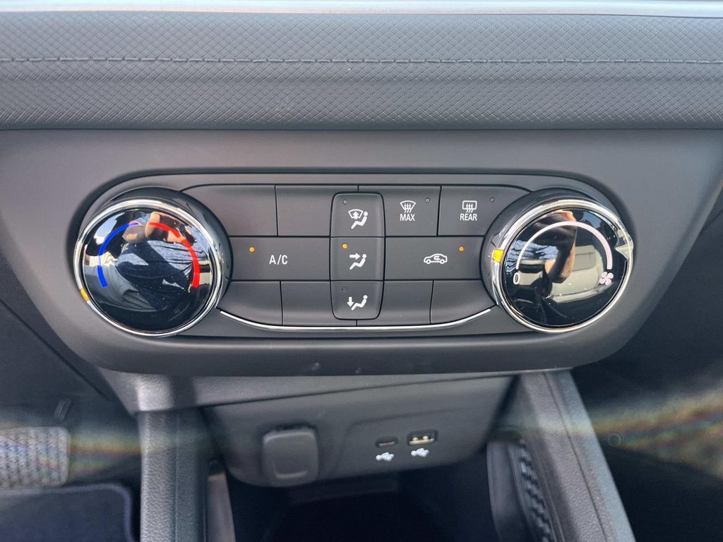 2026 Chevrolet Trailblazer LS photo 20