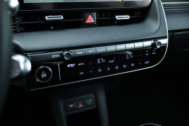 2025 Hyundai Ioniq 5 SE photo 13