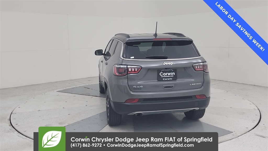 2023 Jeep Compass Limited photo 4