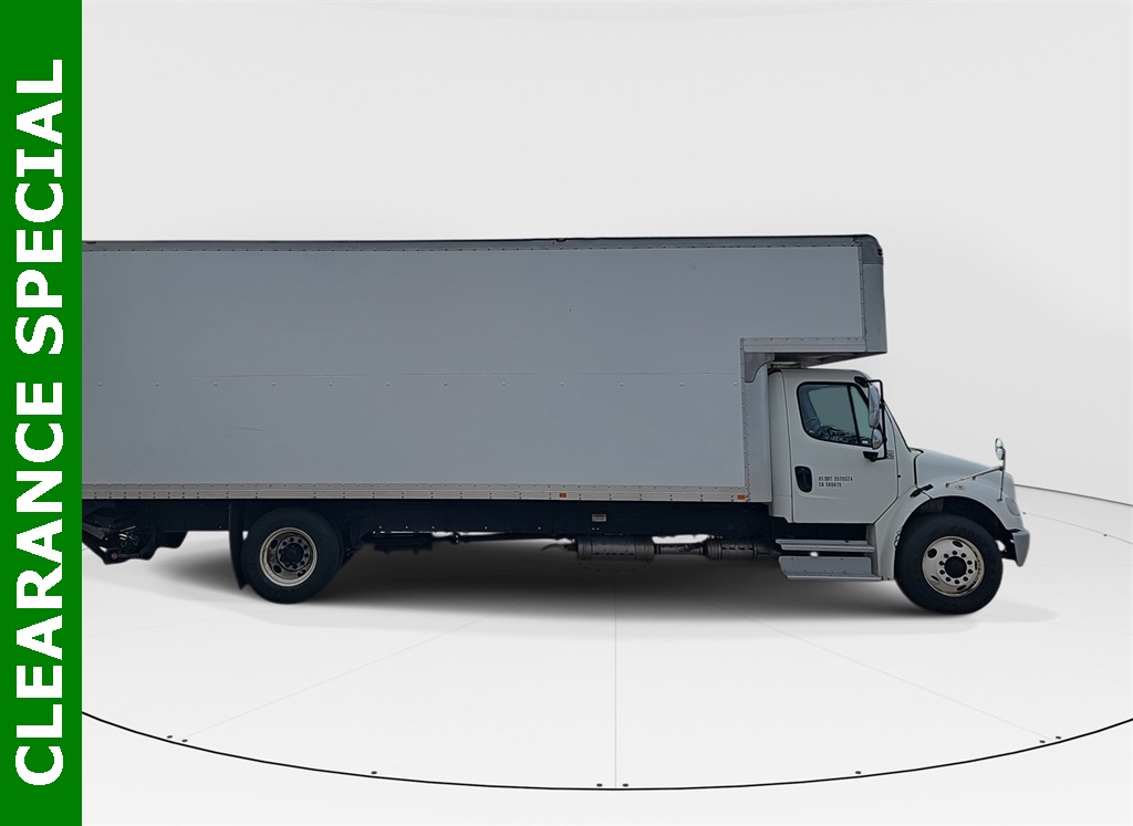 2015 Freightliner M2 photo 2
