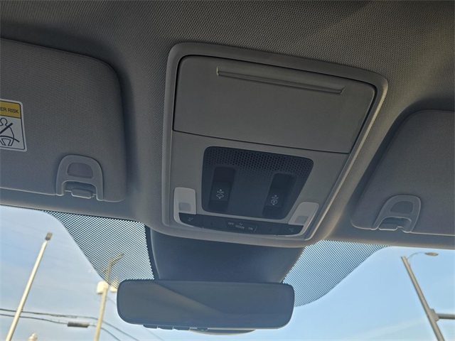 2025 Honda Pilot Touring photo 37