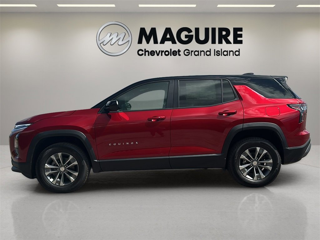 2026 Chevrolet Equinox LT photo 2