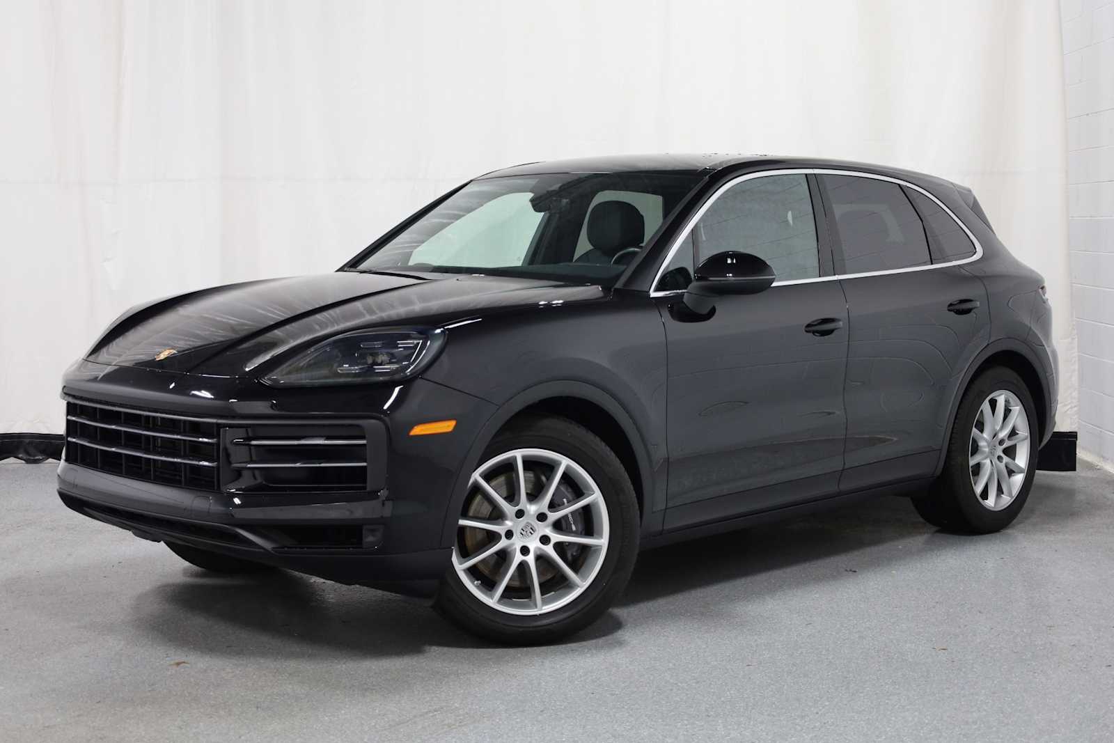 2024 Porsche Cayenne Base