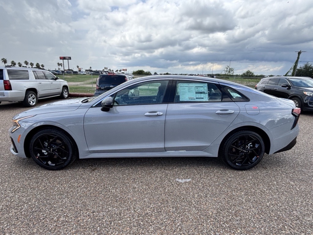 2026 Kia K5 GT-Line photo 4