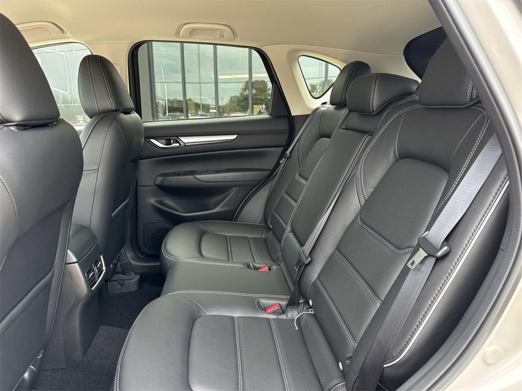 2025 Mazda CX-5 2.5 S Preferred photo 7