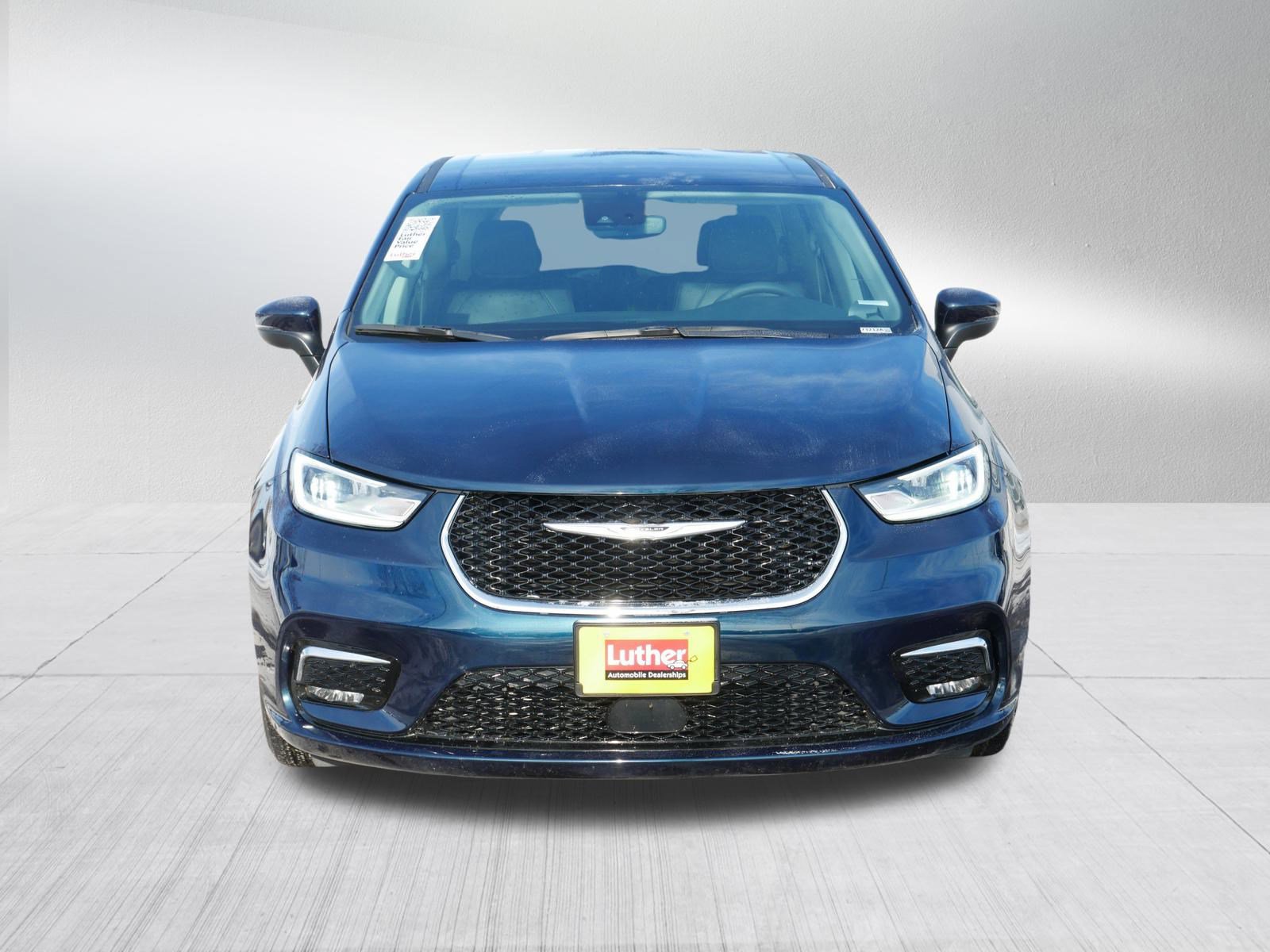 Certified 2023 Chrysler Pacifica Touring L with VIN 2C4RC1BG1PR517595 for sale in Brooklyn Park, Minnesota