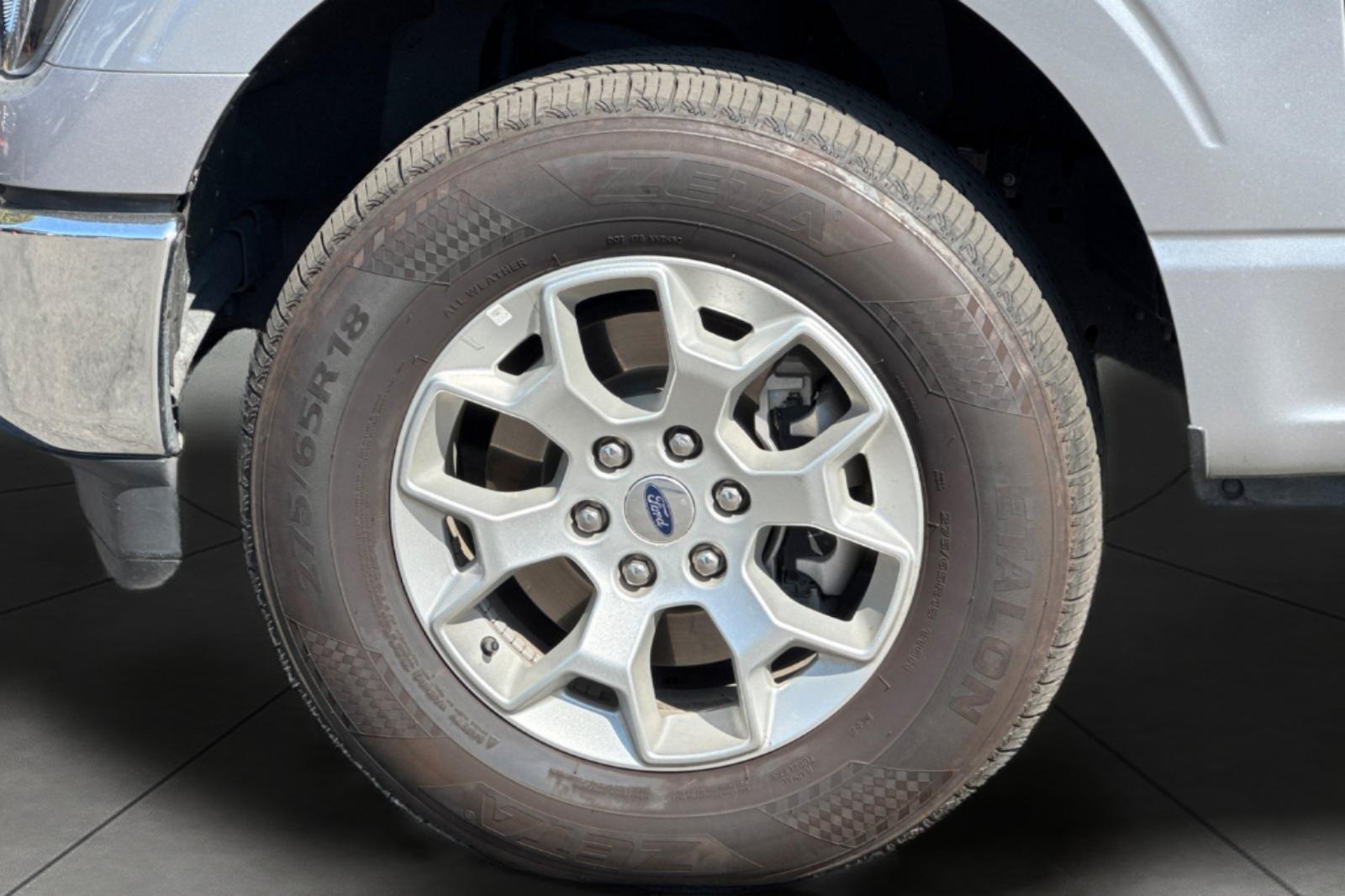 2023 Ford F-150 XLT photo 11