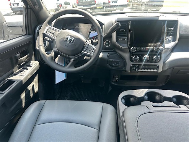 2025 Ram 5500 Tradesman photo 18