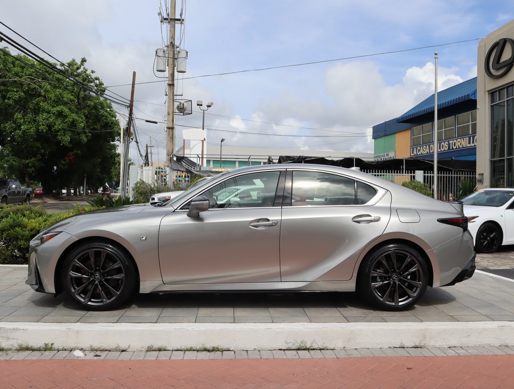 2025 Lexus IS 300 F SPORT photo 8