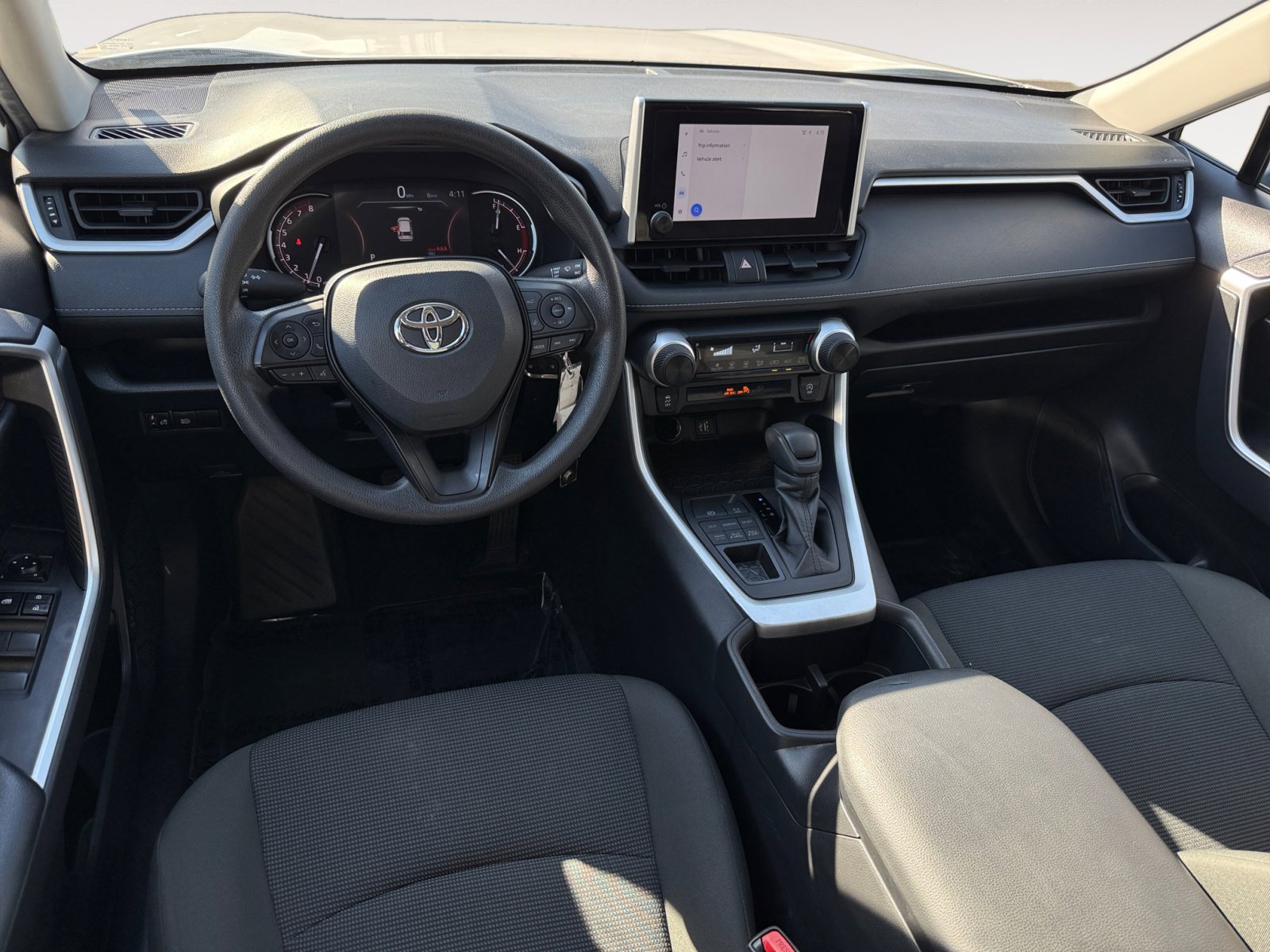 2024 Toyota RAV4 LE photo 14