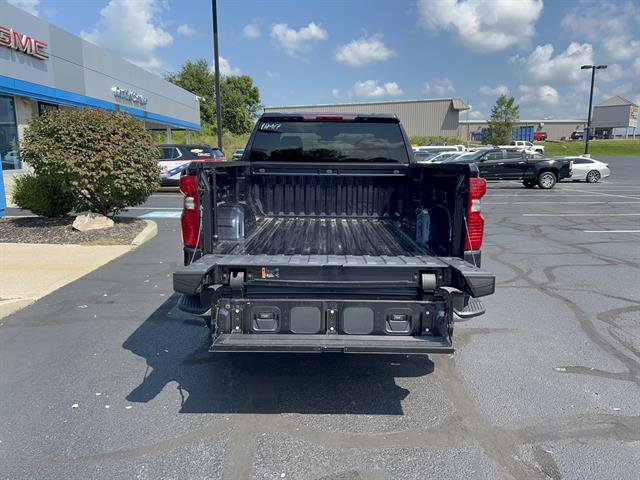2023 Chevrolet Silverado 1500 LT photo 10