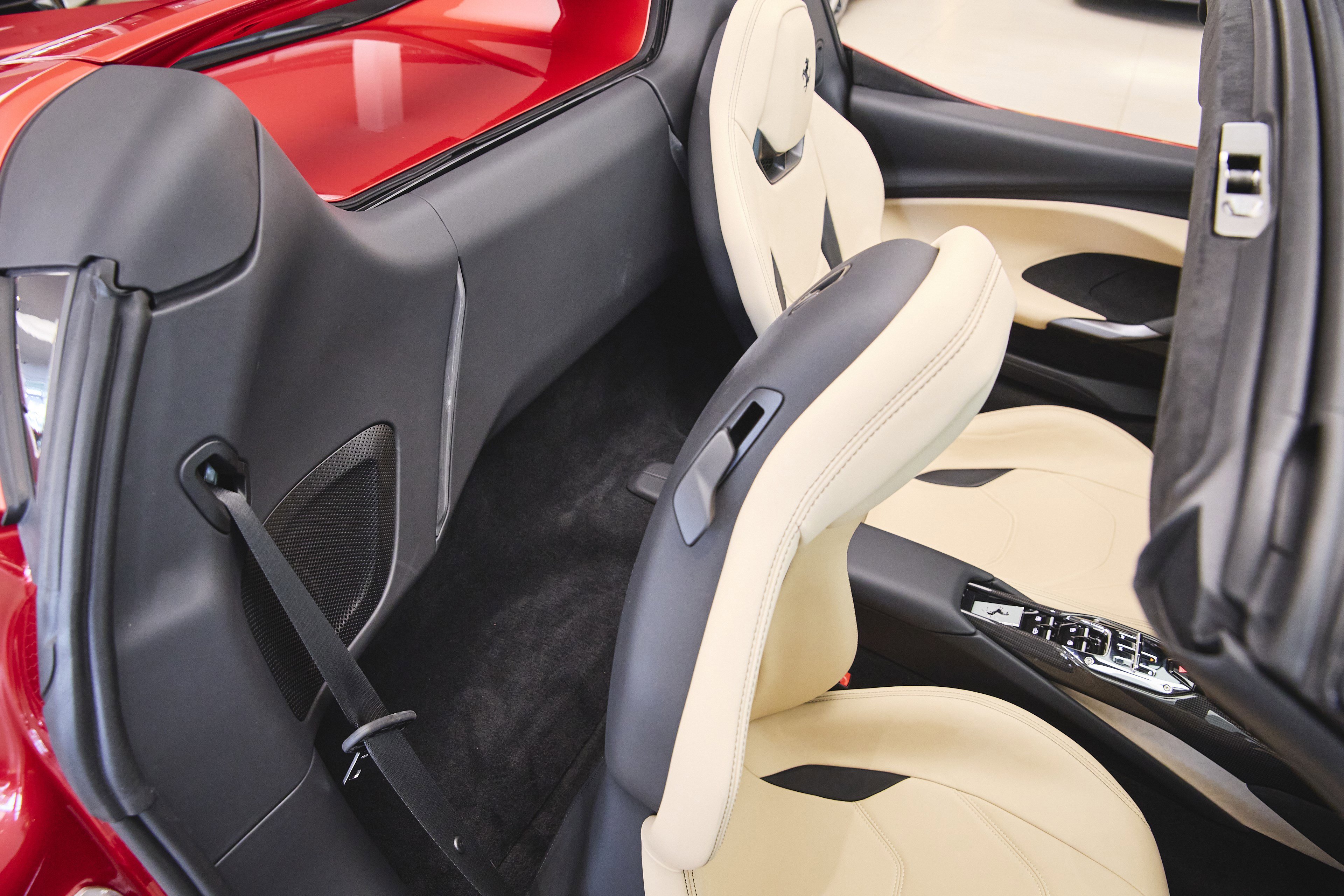 2024 Ferrari 296 GTS photo 23
