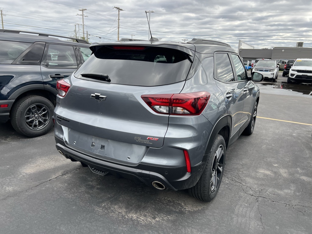 2022 Chevrolet Trailblazer RS photo 2