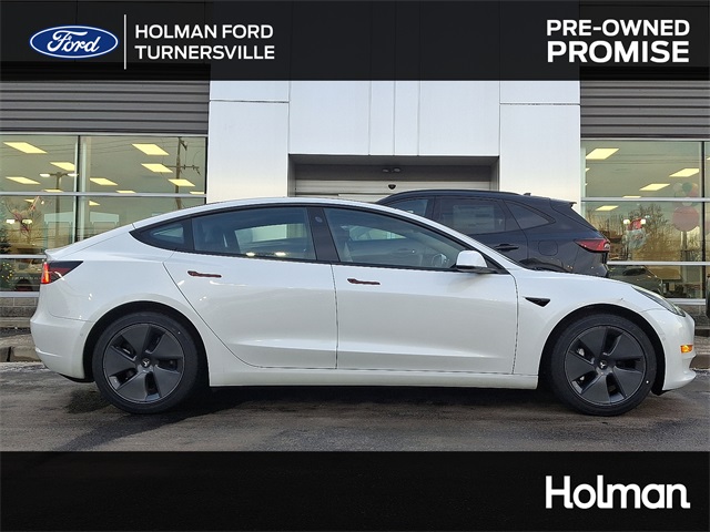 2022 Tesla Model 3 Base's photo