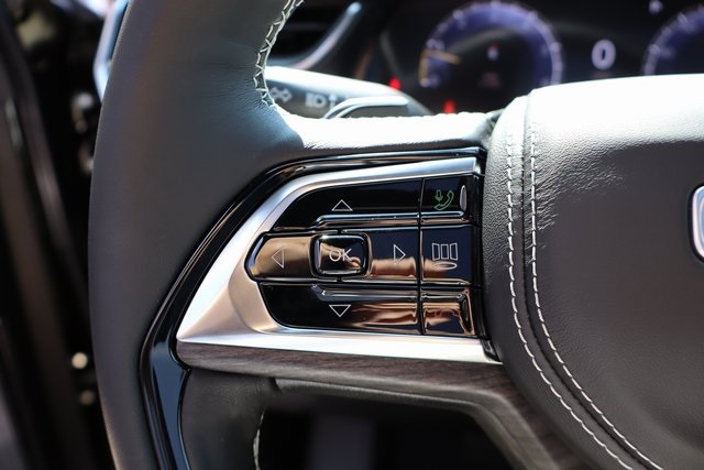 2025 Jeep Grand Cherokee Overland photo 14