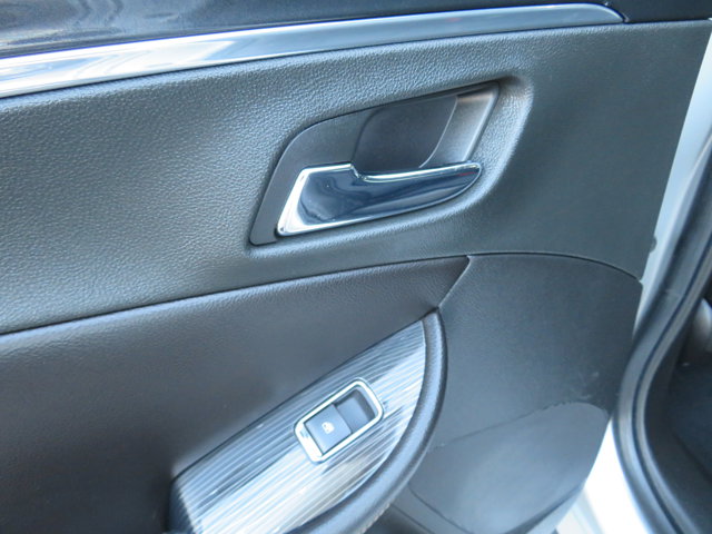 2018 Chevrolet Impala 1LT photo 16