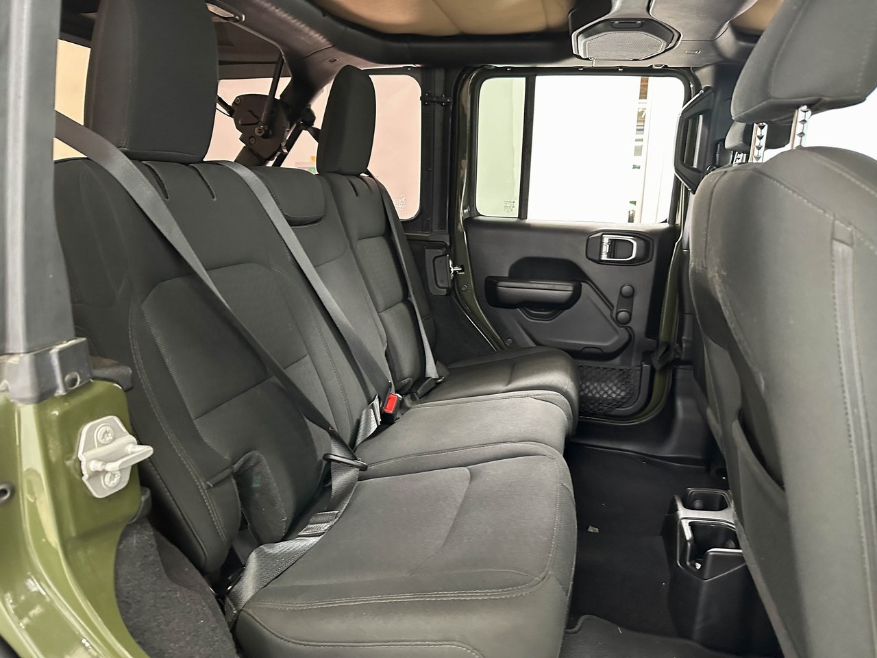 2020 Jeep Wrangler Unlimited Willys photo 17