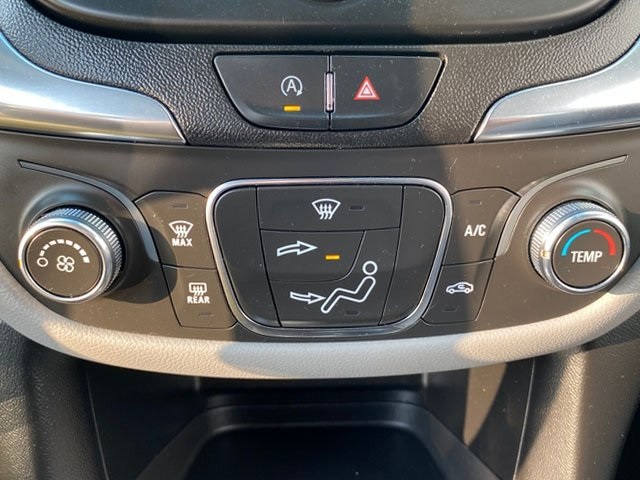 2022 Chevrolet Equinox LS photo 12