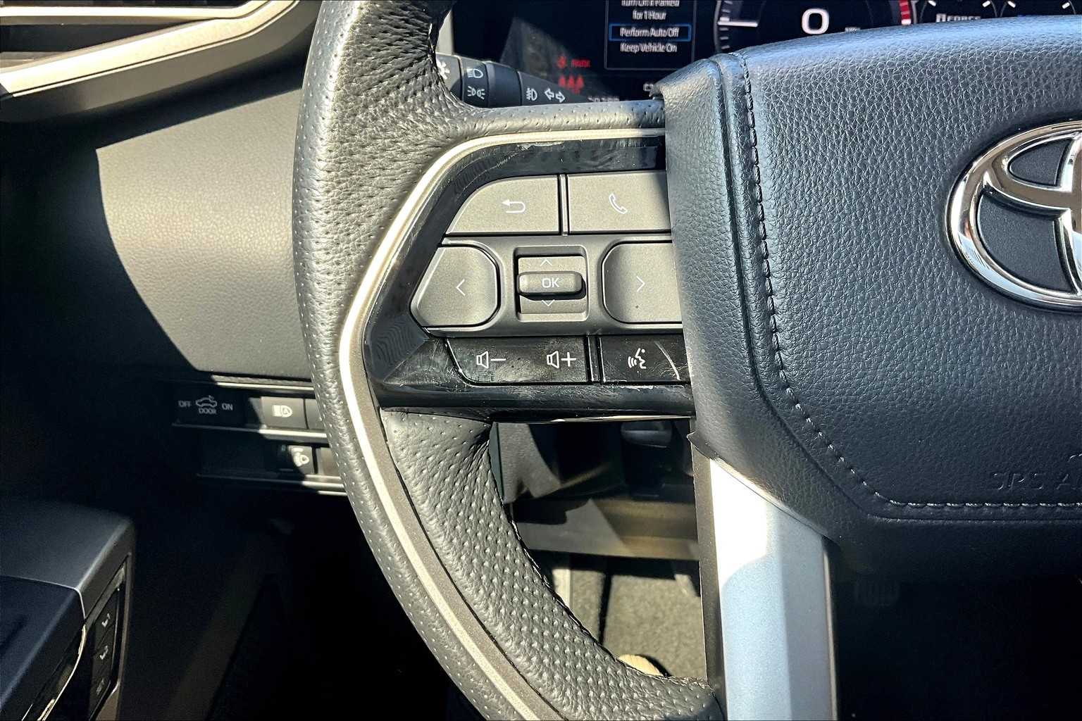 2023 Toyota Tundra Limited photo 22