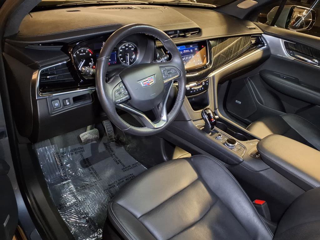 2022 Cadillac XT6 Premium Luxury photo 2