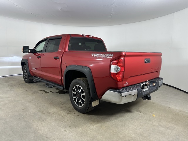 2018 Toyota Tundra SR5 CrewMax photo 5