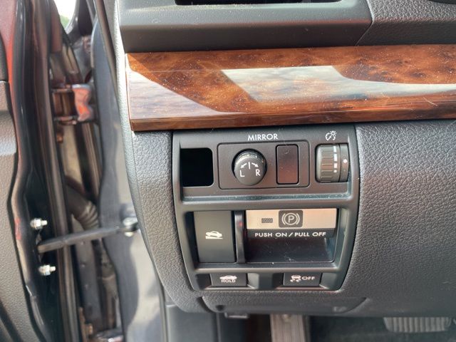 2013 Subaru Legacy 3.6R Limited photo 12