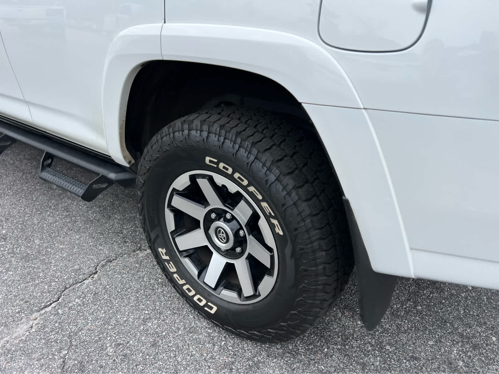 2021 Toyota 4Runner TRD Premium photo 4