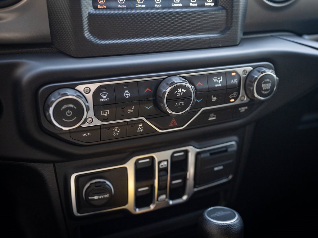 2020 Jeep Gladiator Sport S photo 21