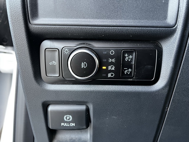2023 Ford F-150 XLT photo 12