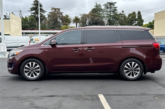2015 Kia Sedona SX photo 6