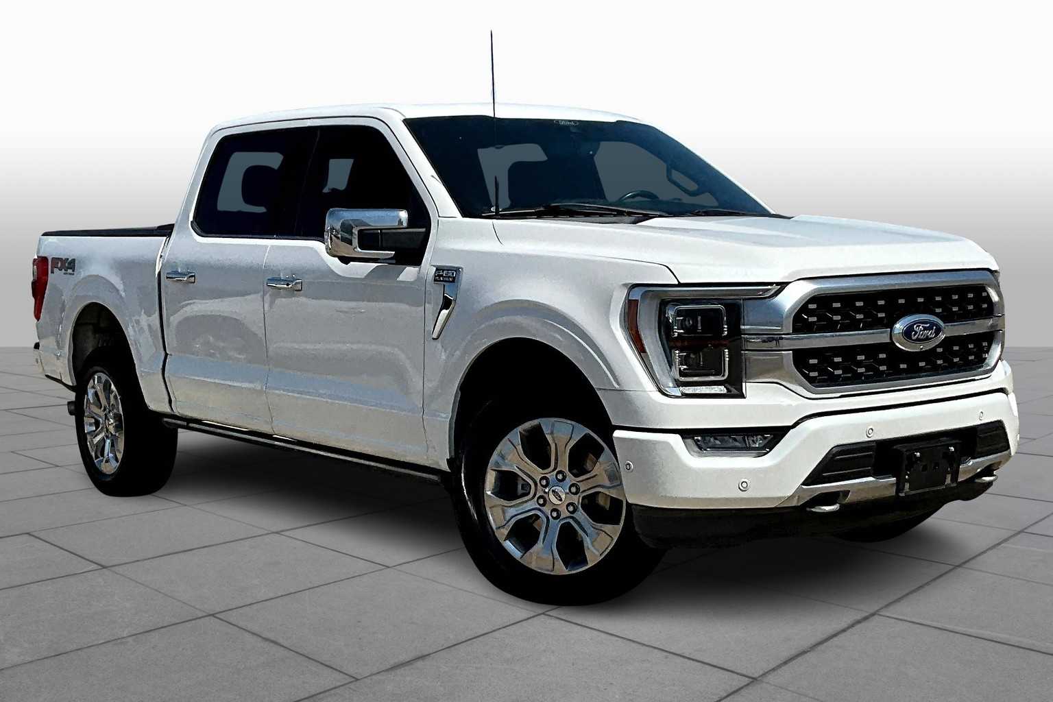 2022 Ford F-150 Platinum photo 2