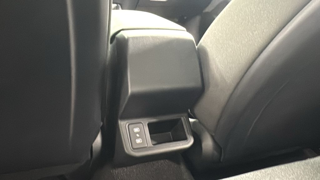 2025 Kia K4 LXS photo 30