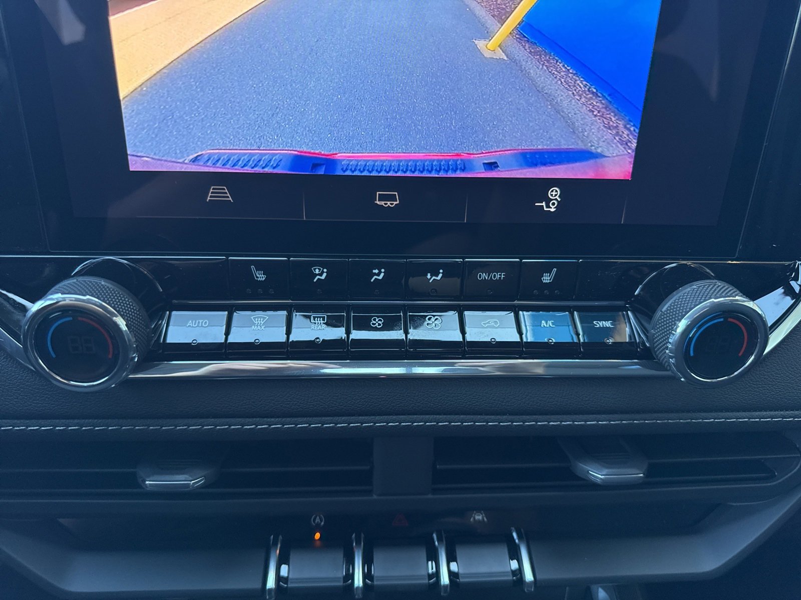 2026 Chevrolet Colorado LT photo 22