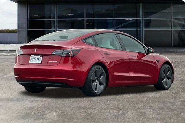2021 Tesla Model 3 Long Range photo 4