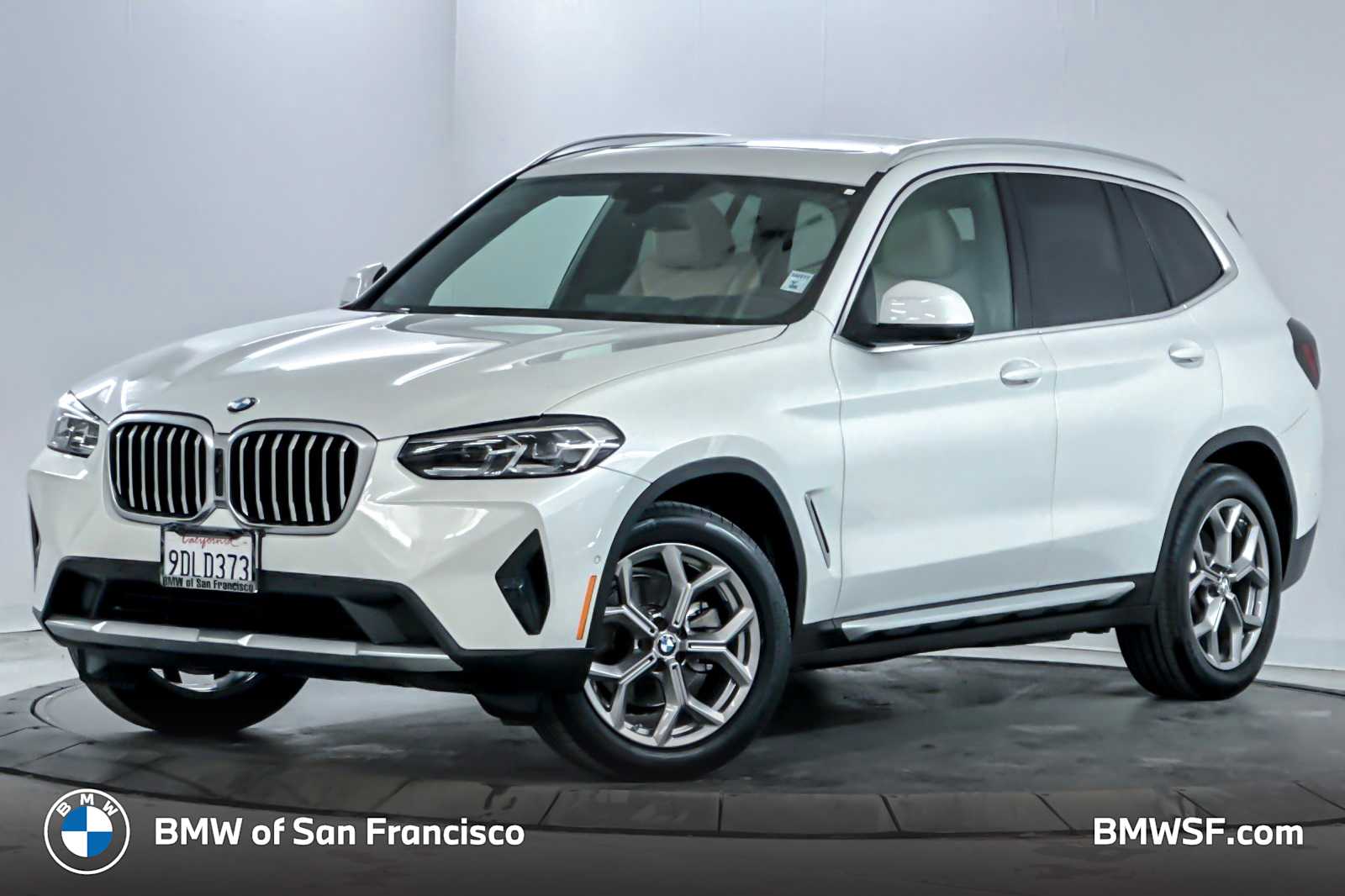 2023 BMW X3 30i's photo