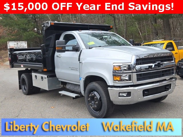 2024 Chevrolet Silverado 4500 Medium Duty Chassis Cab Work Truck's photo