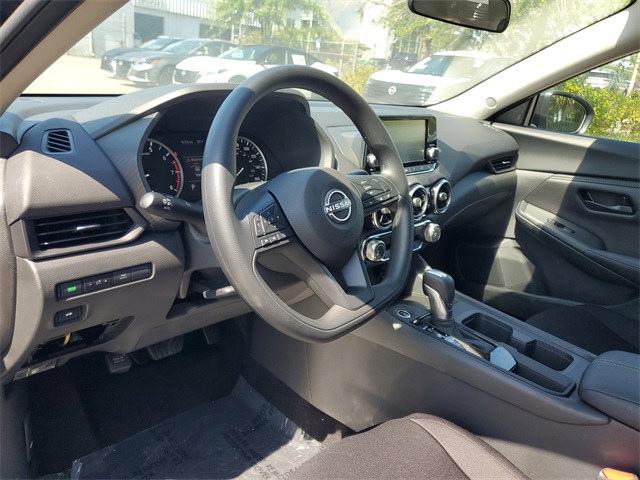 2025 Nissan Sentra S photo 7
