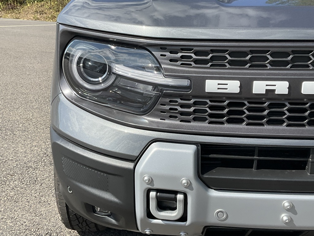 2025 Ford Bronco Sport Badlands photo 2