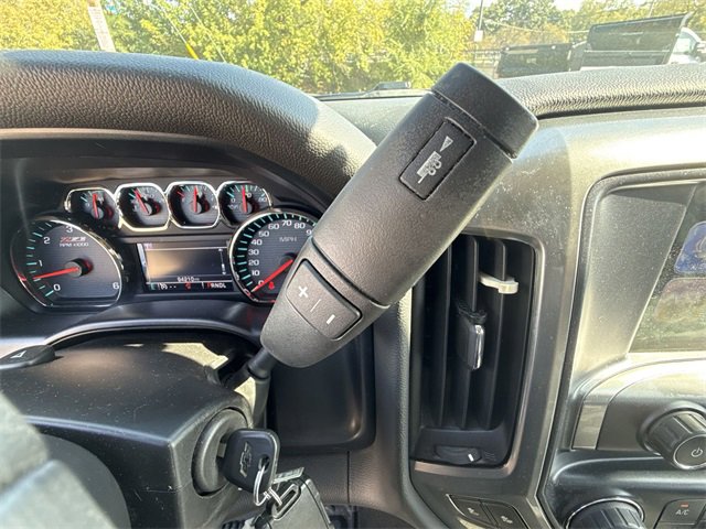 2017 Chevrolet Silverado 1500 LT photo 7
