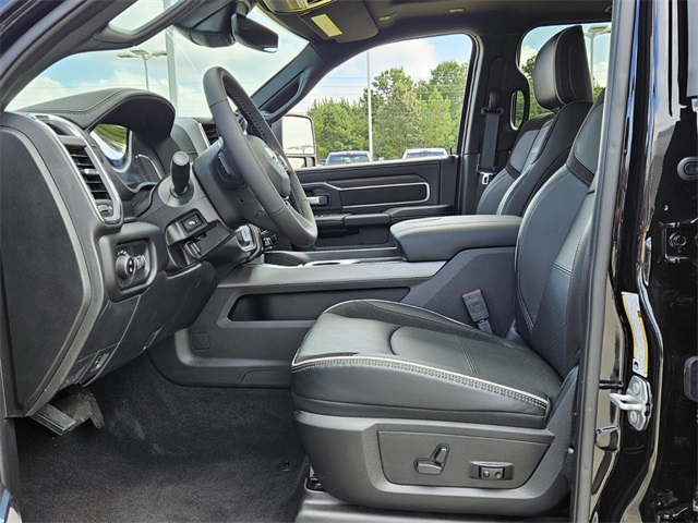 2025 Ram 2500 Laramie photo 6