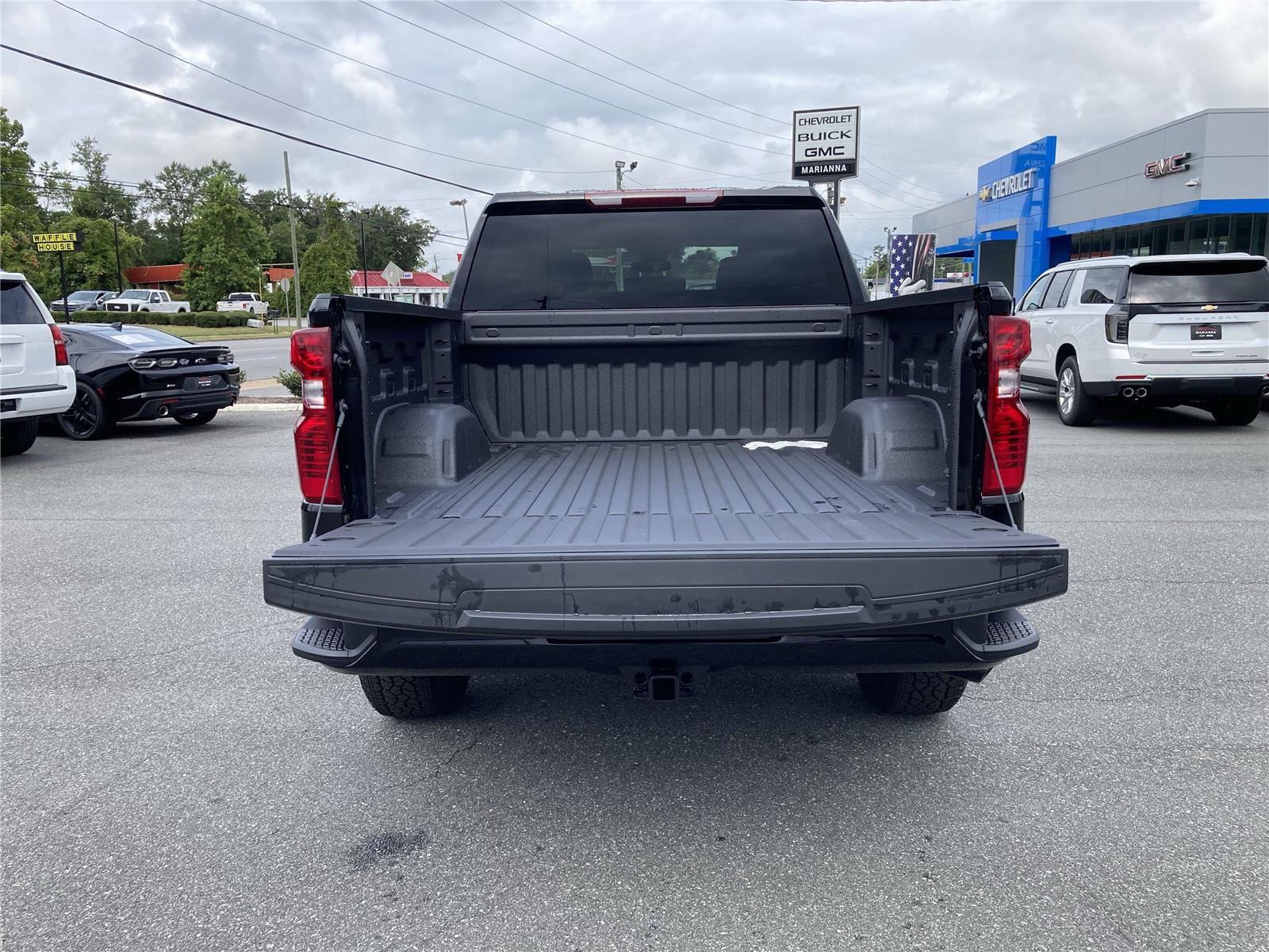 2025 Chevrolet Silverado 1500 Custom photo 36