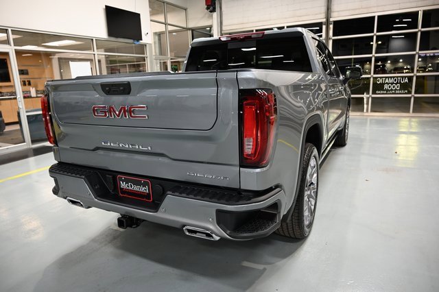 2026 Gmc Sierra Denali photo 4