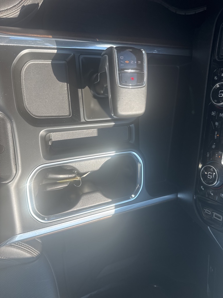 2024 Chevrolet Silverado 1500 High Country photo 23